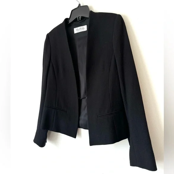 Max Mara black wool crepe jacket with removable collar - Picture 7 of 10